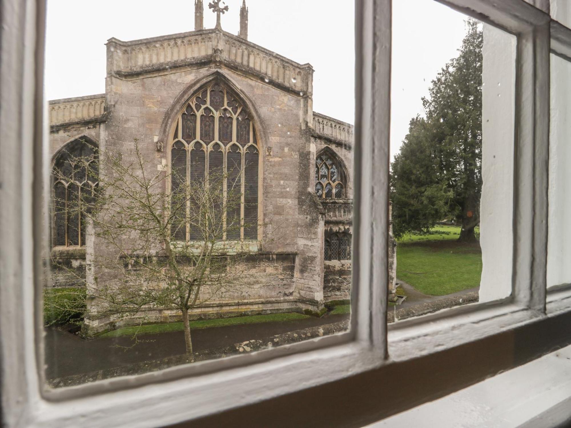 4 Priest Row Wells Exterior photo